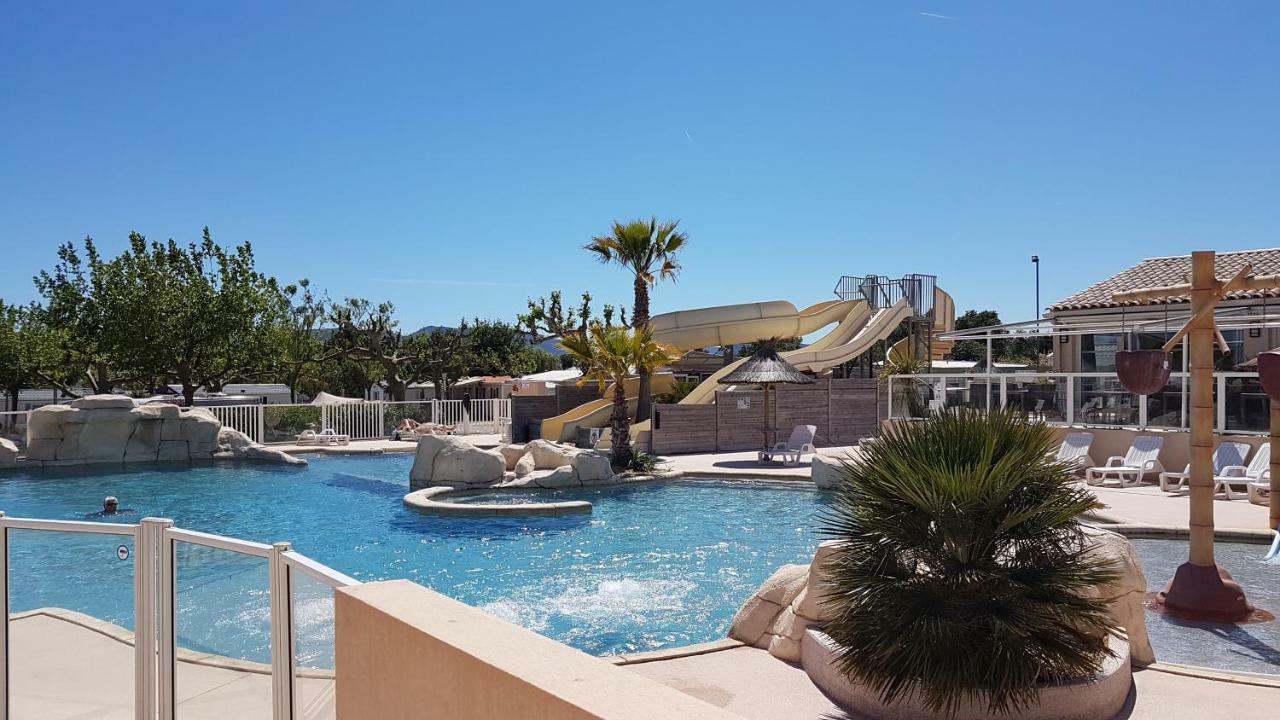 La Pinede Camping Grimaud Buitenkant foto